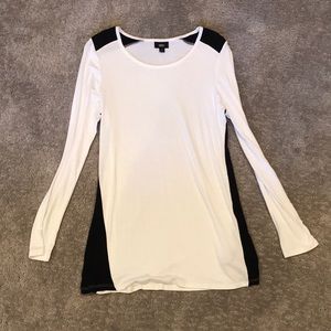 Mossimo long sleeve shirt